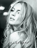 Jill Stuart F/W 07.08
M: Lindsay Lohan
Ph: Mario Sorrenti